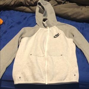 Kids Nike tech sweater